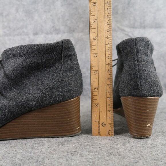 Dr Scholls Shoes Womens 9 Bootie Wedge Chukka Lace Up Casual Fashion Grey Tassel - Picture 6 of 14